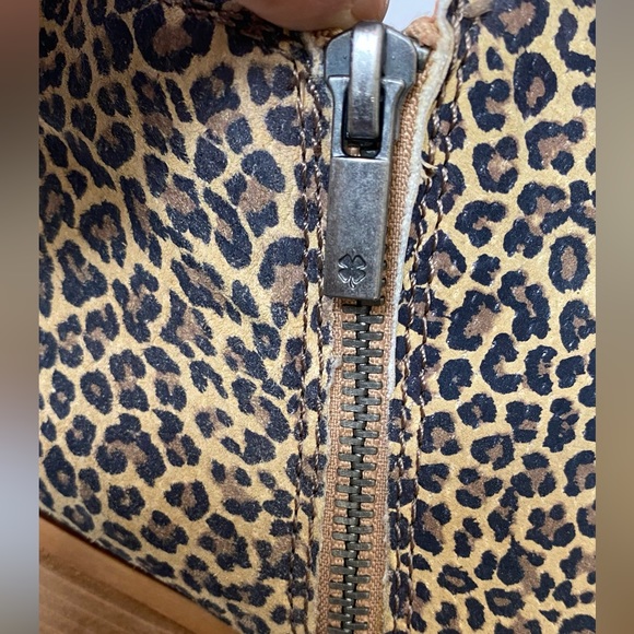 Lucky Brand Pre-Owned Basel Women's Eyelash
Ankle Booties Size 9(runs small) - Picture 4 of 7